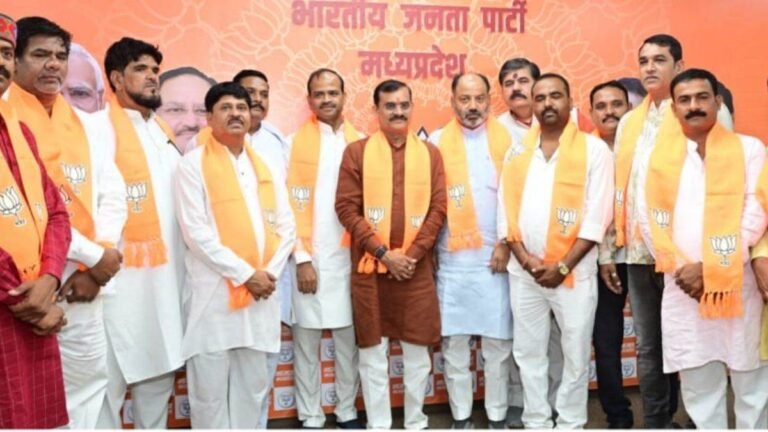 टीकमगढ़ से कांग्रेस के छह पार्षद BJP में शामिल, उप चुनाव में भाजपा के 13 पार्षद जीते