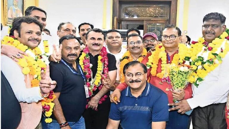 राजेंद्र सेठ जीवाजी क्लब के अध्यक्ष निर्वाचित सचिव पद पर संजय वर्मा की सबसे बड़ी जीत