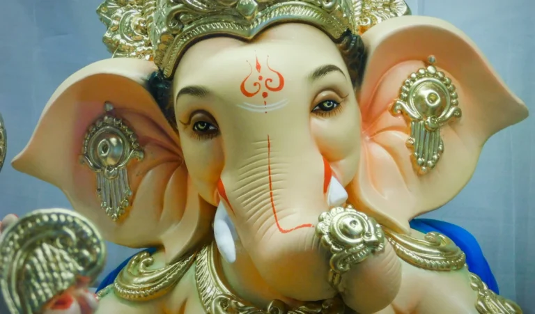 Ganesh Chaturthi 2024:  गणेश चतुर्थी पर बप्पा को लगाएं इन 5 चीजों का भोग, घर में बरसेगा धन