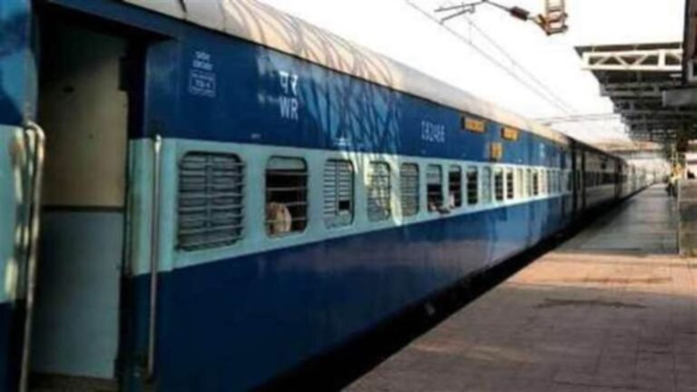 Railway News : दिवाली और छठ पूजा पर सीट नहीं, सभी ट्रेनो में लंबी वेटिंग