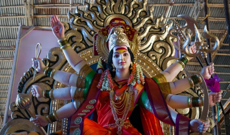 Navratri 2024: नवरात्रि पहले दिन इस तरह से करें घटस्थापना, जानें शुभ चौघड़िया मुहूर्त