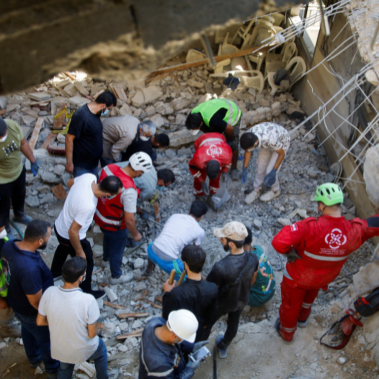 इजराइली हमलों से लेबनान में 2 हजार लोगों की मौत:10 हजार से ज्यादा घायल हुए; नेतन्याहू ने बाइडेन से फोन पर बात की