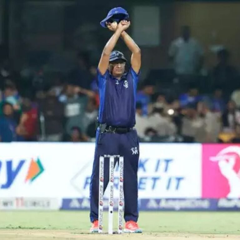 BCCI ने मुश्ताक अली ट्रॉफी से इम्पैक्ट प्लेयर नियम हटाया:इसी टूर्नामेंट से लागू हुआ था; 2 बाउंसर रूल को बरकरार रखा