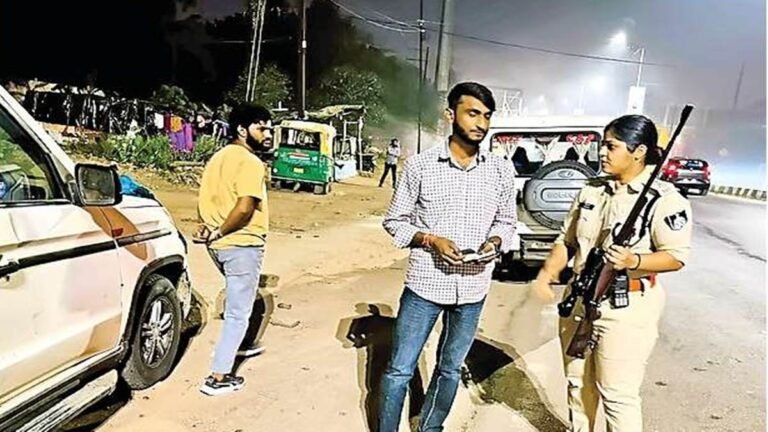 पिता की बंदूक लेकर दोस्तों के साथ रंगबाजी कर रहा था युवक, महिला डीएसपी ने पकड़ा