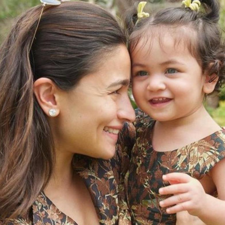 आलिया भट्ट को मॉम नहीं मां कहती हैं बेबी राहा:एक्ट्रेस की वीडियो से हुआ खुलासा, फैंस बोले- ये कितनी प्यारी बच्ची है