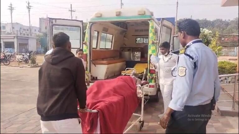 बालोद में दर्दनाक हादसा: खाना बनाते आग की लपटों में घिरी पत्नी, बचाते हुए पति भी झुलसा, मेडिकल कॉलेज में भर्ती