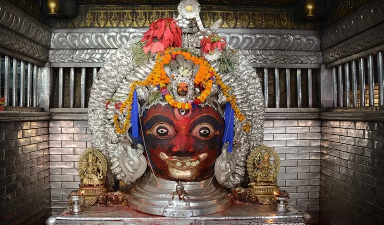Kaal Bhairav Ashtakam Stotram: काले जादू और बुरी नजर ने बचाव के लिए रोजाना करें कालभैरवाष्टकम् स्तोत्रम् का पाठ