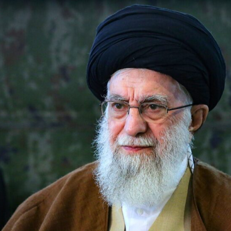 ईरानी सुप्रीम लीडर खामेनेई ने अमेरिका को मैसेज भेजा:कहा- ट्रम्प की हत्या का कोई इरादा नहीं, कानूनी तरीके से इंसाफ हासिल करेंगे