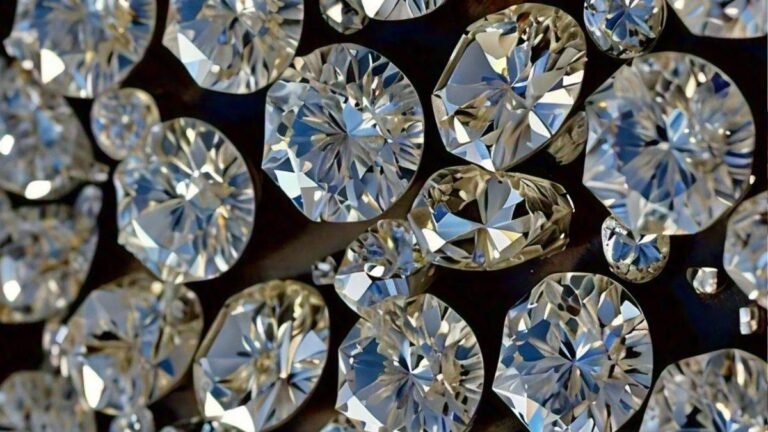 पन्ना में 4 दिसंबर से फिर सजेगा हीरों का बाजार, 4 करोड़ से अधिक कीमत के 127 हीरे होंगे नीलाम