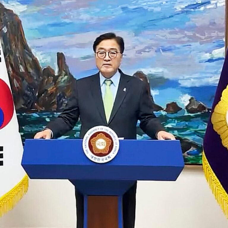 राष्ट्रपति ने साउथ कोरिया में मार्शल लॉ लगाया:कहा- विपक्ष नॉर्थ कोरिया के इशारे पर सरकार अस्थिर करना चाह रहा