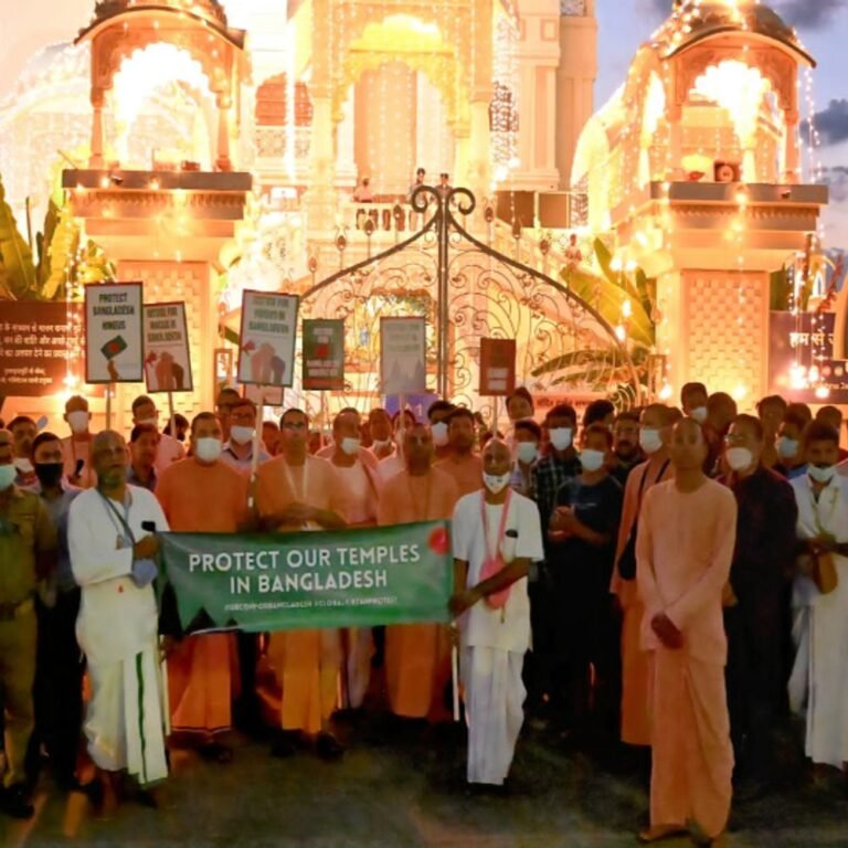बांग्लादेश में 54 इस्कॉन सदस्यों को भारत जाने से रोका:कहा- स्पेशल परमिशन नहीं है, धार्मिक समारोह में भाग लेने जा रहे थे