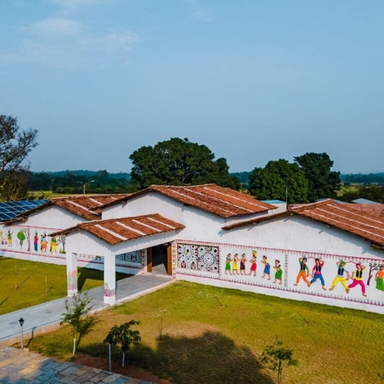 पर्यटन वेबसाइट में शामिल हुआ जशपुर:टूरिज्म के क्षेत्र में आगे बढ़ाने पहल; यहां मिलेगा रोमांच, संस्कृति और प्रकृति का संगम