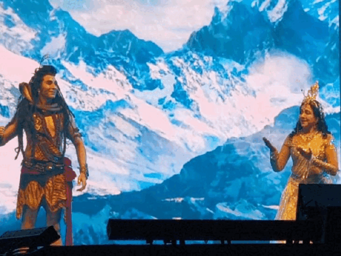 मेरठ महोत्सव में हेमामालिनी की नृत्य प्रस्तुति:तस्वीरों में देखिए ड्रीमगर्ल का गंगा अवतार, क्रांतिधरा पर दिया नदियों के संरक्षण का संदेश