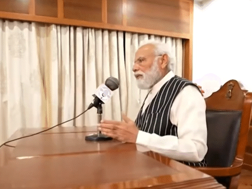 PM बोले-जहां नक्सल हिंसा रही..वहां नई क्रांति का जन्म:मोदी ने कहा-कारी की कहानी मुझे प्रेरित करती है, मन की बात में बस्तर-ओलिंपिक को सराहा