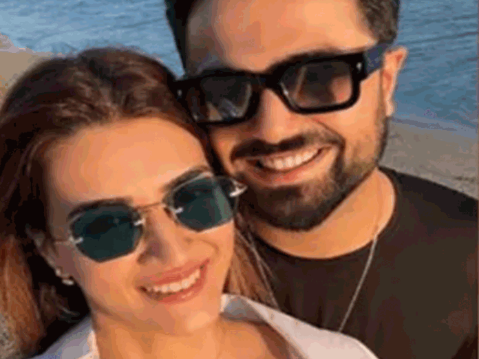 रूमर्ड बॉयफ्रेंड कबीर बहिया के साथ दिखीं कृति सेनन:राहत फतेह अली खान के कॉन्सर्ट में पहुंचे दोनों, बहन नूपुर ने शेयर की तस्वीरें