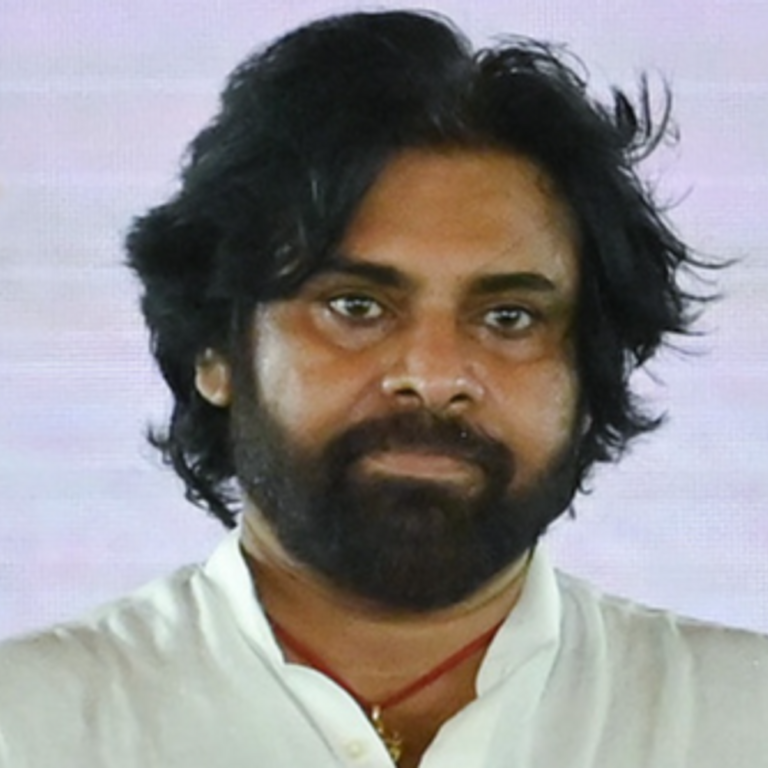 अल्लू अर्जुन के फूफा पवन कल्याण ने गिरफ्तारी सही बताई:कहा- भगदड़ केस में एक्टर पूरी तरह जिम्मेदार नहीं; सुनवाई 3 जनवरी तक टली