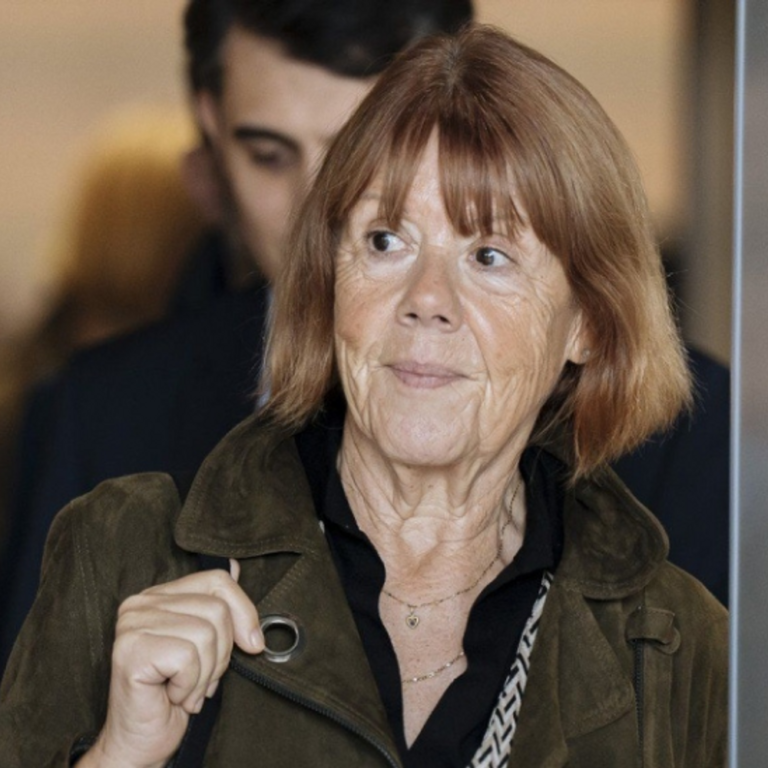 पत्नी का रेप कराने वाले को 20 साल की सजा:फ्रांसीसी शख्स दुष्कर्म के लिए इंटरनेट से लोगों को बुलाता, नशीली दवाओं से बेहोश करता था