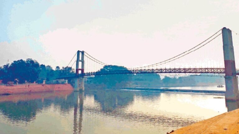 Rain in Chhattisgarh: छत्तीसगढ़ के उत्तरी इलाके में आज बारिश के आसार, चार डिग्री तक गिरेगा तापमान