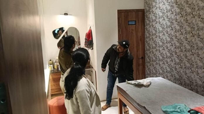 स्पा सेंटर धड़ल्ले से चल रहे थे, बाहर से आईं थीं लड़कियां...फिर कांड हुआ तो पुलिस को पता चला