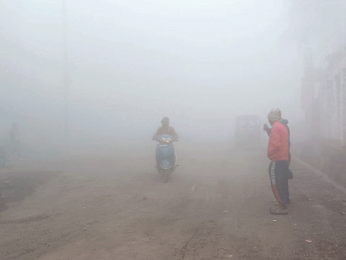 शीतलहर की चपेट में सरगुजा संभाग...बलरामपुर सबसे ठंडा:31°C के साथ दंतेवाड़ा सबसे गर्म, प्रदेश में अगले 3 दिन कम रहेगा ठंड का असर