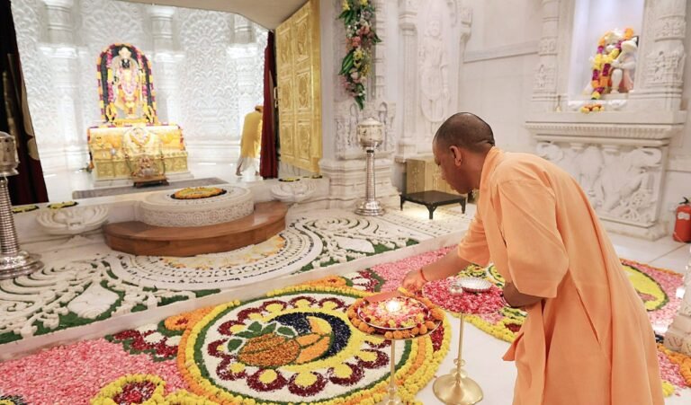 आज है राम मंदिर की प्राण प्रतिष्ठा की पहली वर्षगांठ, मुख्यमंत्री योगी आदित्यनाथ के संग संत बनेंगे रामलला के महाभिषेक के साक्षी