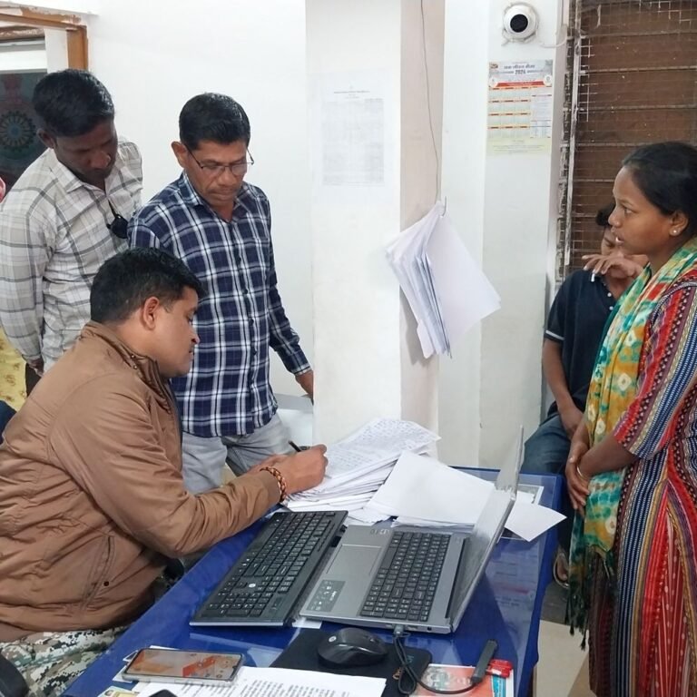 कांकेर में दिनदहाड़े किसान के घर में सेंध:खेत गई महिला के घर से 1.25 लाख की चोरी, बाइक पर सवार दो बदमाश फरार