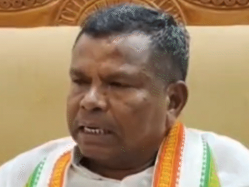 शराब घोटाला केस..पूर्व मंत्री कवासी लखमा गिरफ्तार:तीसरी बार ED दफ्तर में पूछताछ के लिए पहुंचे थे; शाम तक हो सकती है पेशी