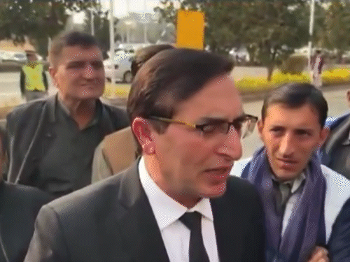 पाकिस्तान में आर्मी चीफ से मिले PTI चेयरमैन:समझौते के दावे पर इमरान खान बोले- नवाज शरीफ नहीं हूं, सरकार से डील नहीं करूंगा