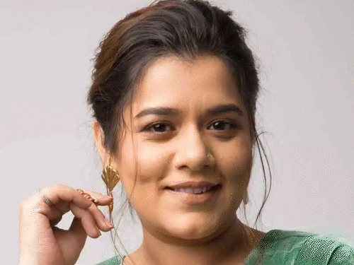 टीकू तलसानिया की हालत में सुधार हो रहा है:एक्टर की बेटी शिखा ने बताया पिता का हाल, बोलीं- यह समय काफी इमोशनल रहा