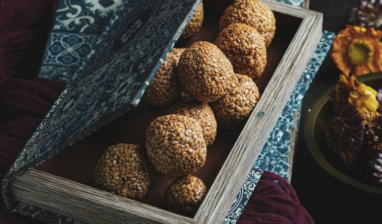 Makar Sankranti 2025: मकर संक्रांति के दिन करें ये उपाय, धन की होगी वर्षा