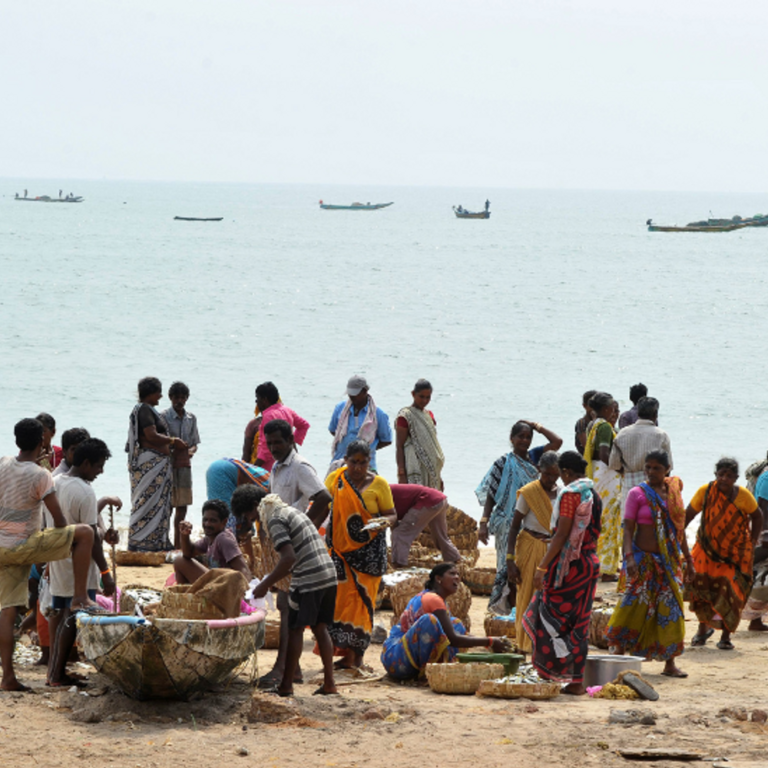 श्रीलंकाई नौसेना की गोलीबारी में 5 भारतीय मछुआरे घायल:भारत ने उच्चायुक्त को तलब किया, कहा- इस तरह के एक्शन बर्दाश्त नहीं