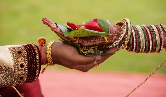 Vivah Shubh Muhurat 2025: खरमास का हुआ समापन, अब शुरु होंगे मांगलिक कार्य, देखें इस साल के शुभ विवाह मुहूर्त