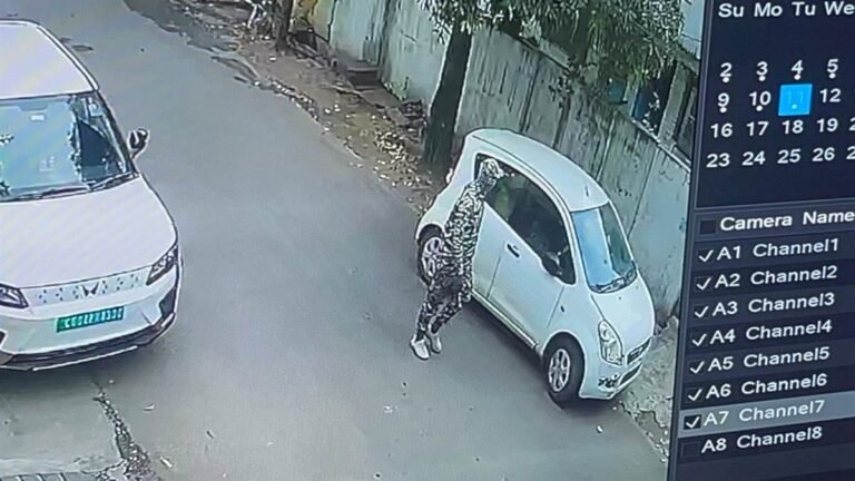 रायपुर: मतदान के दिन दिनदहाड़े 60 लाख की डकैती, आर्मी का ड्रेस पहनकर पहुंचे डकैत