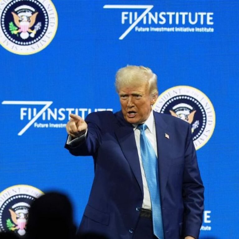 ट्रम्प बोले-बाइडेन भारत में किसी और को जिताना चाहते थे:इसके लिए ₹182 करोड़ दिए; विदेश मंत्रालय बोला- ये बात परेशान करने वाली