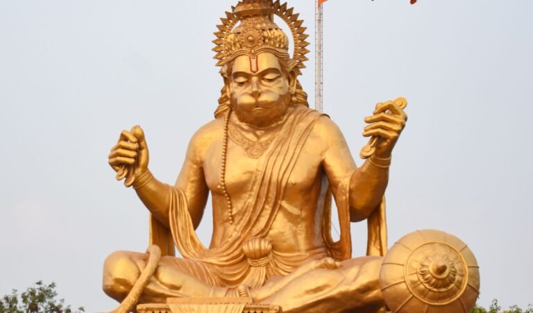 Bhaum Pradosh Vrat 2025: कर्ज से छुटकारा पाने के लिए भौम प्रदोष व्रत के दिन इस स्तोत्र का पाठ करें