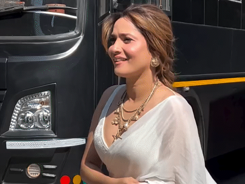 अंकिता लोखंडे बैकलेस ब्लाउज में दिखीं:सोशल मीडिया पर वीडियो वायरल हुआ तो लोगों ने बॉडी शेम किया