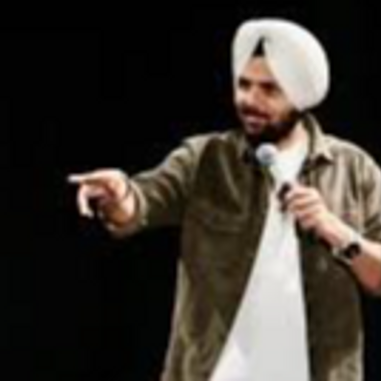 कॉमेडियन जसप्रीत सिंह की मुश्किलें बढ़ीं:चंडीगढ़ के प्रोफेसर ने SGPC से की शिकायत, कहा- यह सिख सभ्यता के खिलाफ है