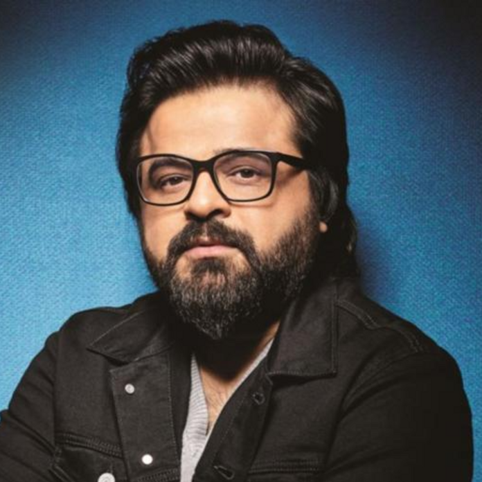 म्यूजिक कंपोजर प्रीतम चक्रबर्ती के स्टूडियो में चोरी हुई:स्टॉफबॉय पर 40 लाख रुपए चुराकर भागने का आरोप, FIR दर्ज हुई