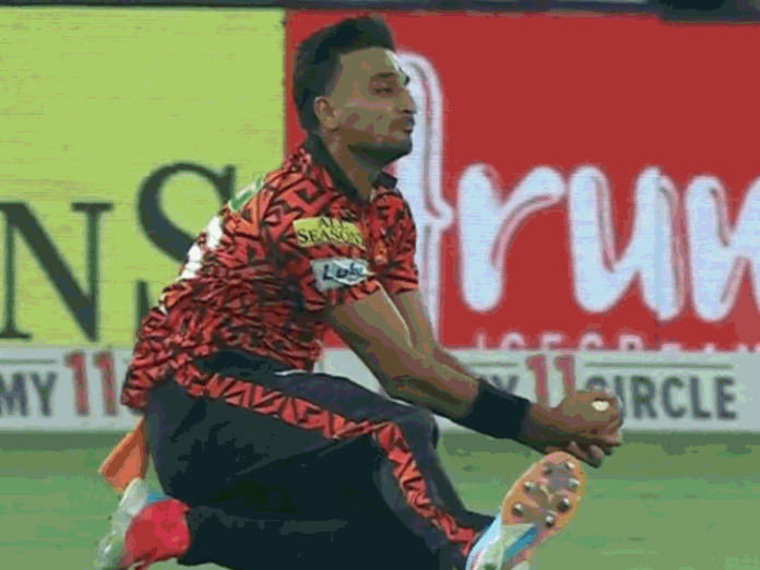 लखनऊ ने अपना दूसरा हाईएस्ट पावरप्ले स्कोर बनाया:हर्षल ने डाइविंग कैच लपका, क्लासन नॉन-स्ट्राइकर एंड पर रनआउट; मोमेंट्स-रिकॉर्ड्स