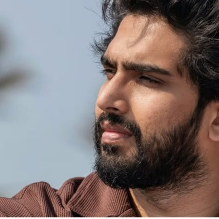 डिप्रेशन से जूझ रहे हैं सिंगर अमाल मलिक:परिवार को जिम्मेदार ठहराया, कहा- शांति छीनी, सब बिगाड़ने में कोई कसर नहीं छोड़ी, इमोशनली-फायनेंशियली निचोड़ लिया गया