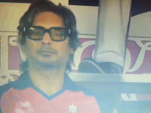 मलाइका RR टीम डायरेक्टर संगकारा के साथ नजर आईं:यूजर्स लगा रहे हैं डेटिंग के कयास; एक्ट्रेस का हाल ही में अर्जुन से ब्रेकअप हुआ