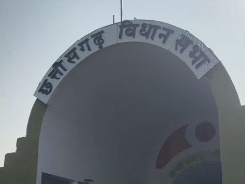 अजय चंद्राकर बोले- NGO विदेशी फंडिंग से कन्वर्जन करा रहे:विधानसभा में उठा मुद्दा, गृहमंत्री शर्मा बोले- छत्तीसगढ़ में देश का सबसे सख्त कानून लाएंगे