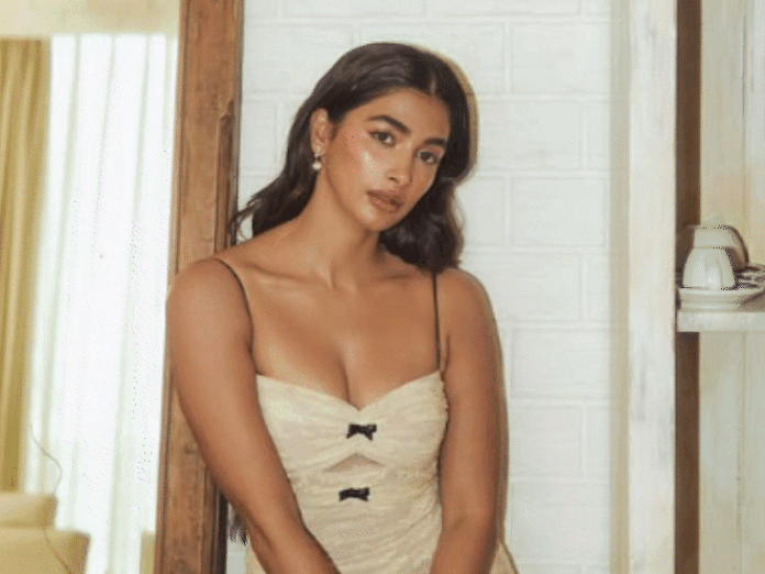 हर इंडस्ट्री में मौजूद है जेंडर आधारित भेदभाव:एक्ट्रेस पूजा हेगड़े बोलीं- कभी-कभी नहीं मिलता क्रेडिट, सेट पर दूसरे दर्जे का कराया जाता एहसास