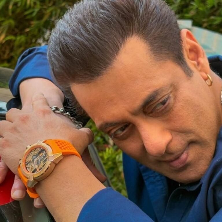 KRK का सलमान खान पर भड़काऊ बयान:राम मंदिर वॉच पहने सिकंदर प्रमोट कर रहे थे, कहा- मुस्लिमों का मजाक उड़ा रहा है; पहले भी हुआ था विवाद