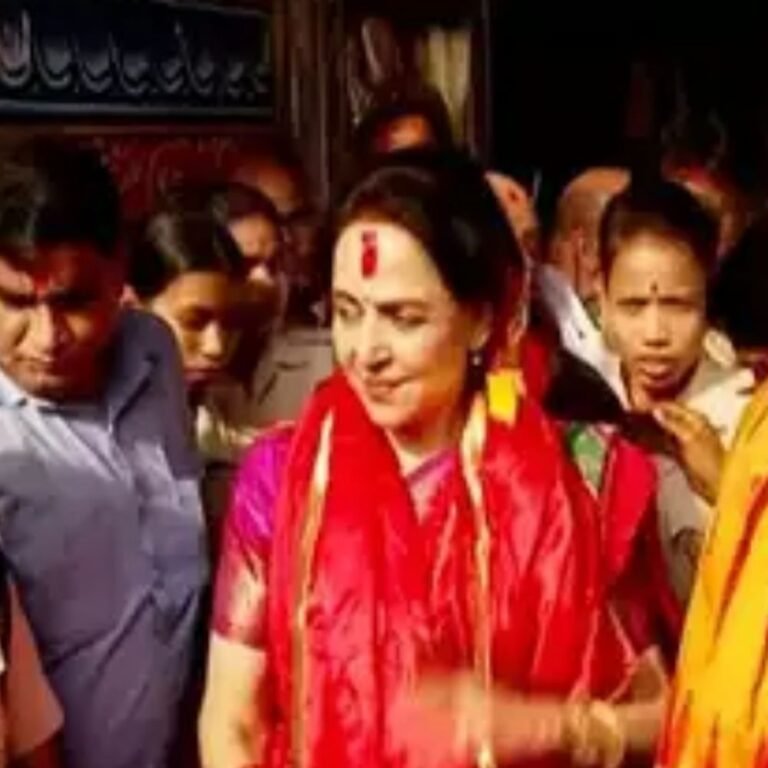 हेमा मालिनी के खिलाफ दर्ज हुई शिकायत:पुरी जगन्नाथ मंदिर जाने पर बवाल, स्थानीय संगठन ने लगाए धार्मिक भावनाएं आहत करने के आरोप