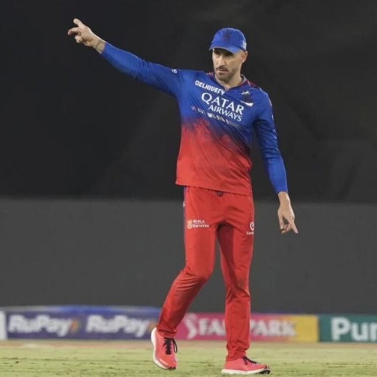 IPL 2025-दिल्ली कैपिटल्स ने फाफ डु प्लेसिस को उपकप्तान बनाया:मेगा ऑक्शन में 2 करोड़ रुपए में खरीदा था; अक्षर पटेल कप्तान होंगे