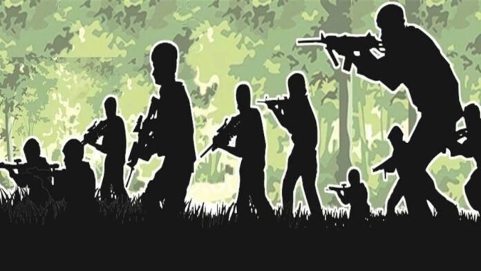 Bijapur Naxal Encounter: छत्तीसगढ़ के बीजापुर में मुठभेड़ में एक नक्सली के मारे जाने की सूचना, रुक-रुककर हो रही फायरिंग