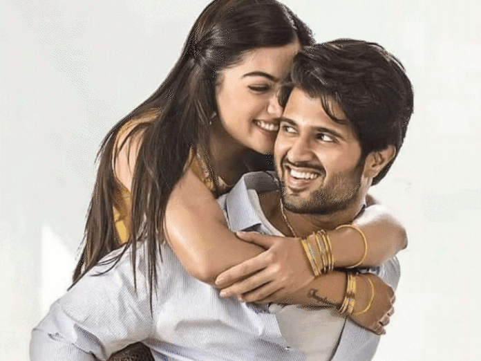 रश्मिका ने ओमान में सेलिब्रेट किया 29वां बर्थडे:फैंस बोले- विजय देवरकोंडा ने क्लिक की फोटोज; दोनों के रिलेशनशिप में होने की अफवाहें