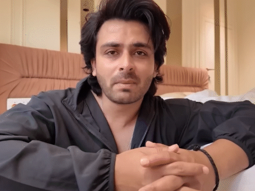 पहलगाम आतंकी हमले पर व्लॉग अनाउंस कर ट्रोल हुए थे:शोएब इब्राहिम बोले- हमें क्यों मां-बहन की गालियां दी गईं, सबकी जिंदगियां तो नॉर्मल चल रही हैं