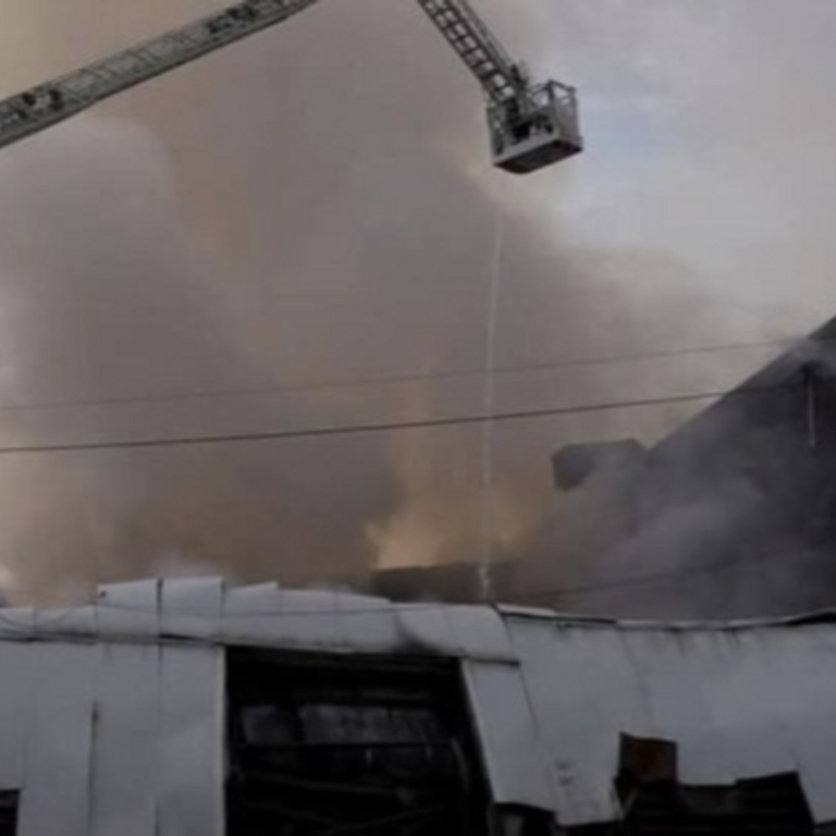 दावा- रूस का यूक्रेन में भारतीय गोदाम पर मिसाइल अटैक:यूक्रेन बोला- रूस जानबूझकर भारतीय कंपनियों पर हमला कर रहा